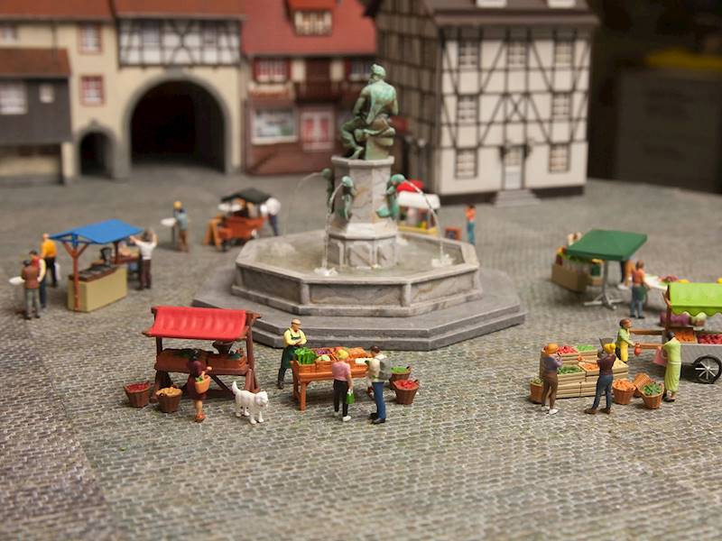 NOCH 16226 Zestaw figurek stoisko z owocami 1:87