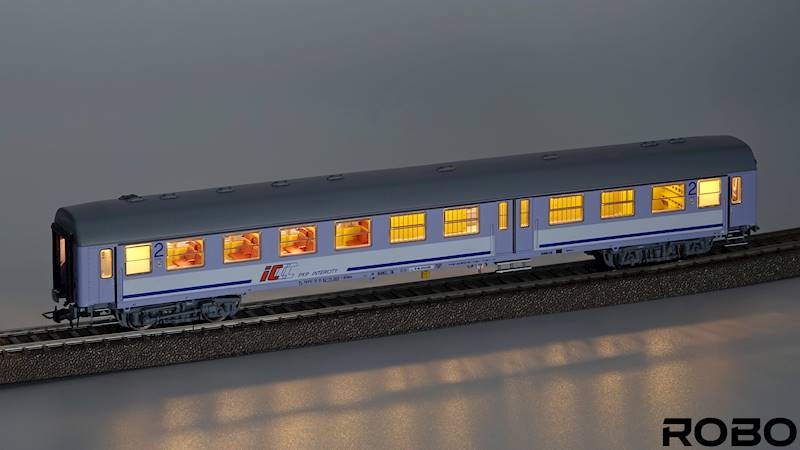 PKP Intercity 609A  W-wa Grochów H0 ROBO 272211 Oś