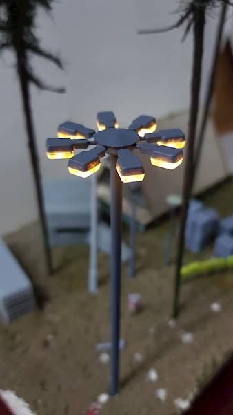 Latarnia + 8x  oprawa OUS-400 H0 MKB