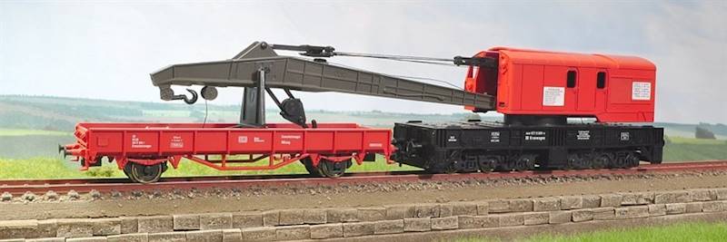 Dźwig kolejowy z wagonem platformą H0 Roco 56240