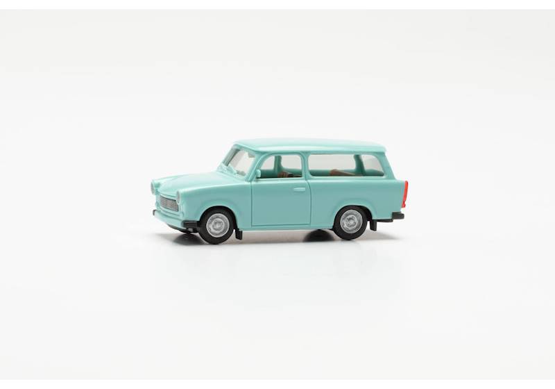 Trabant 601 niebieski kombi Herpa H0 020770-007