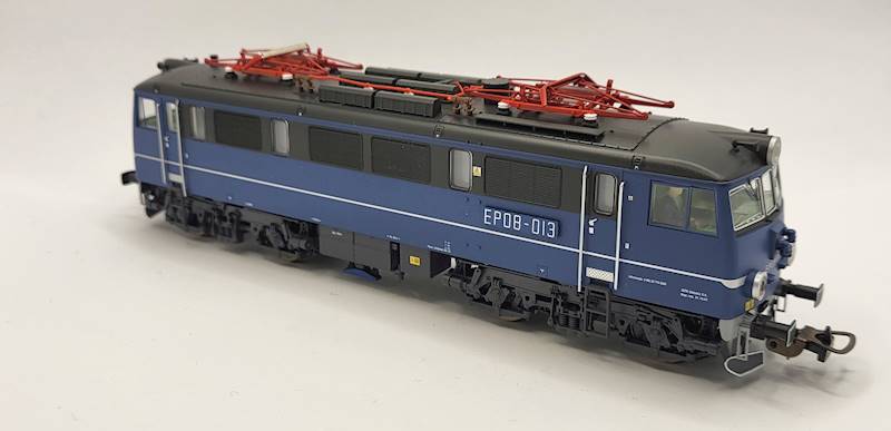 Lokomotywa EP08-013 PKP H0 Piko 96383 SOUND