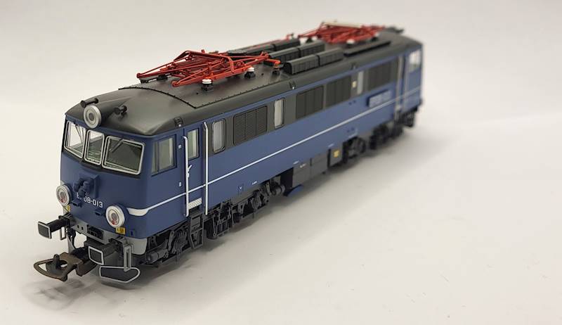 Lokomotywa EP08-013 PKP H0 Piko 96383 SOUND