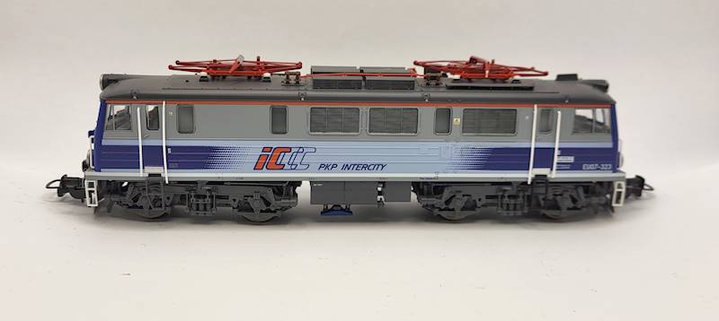 Lokomotywa Eu07-343 PKP Intercity H0 Piko 96378