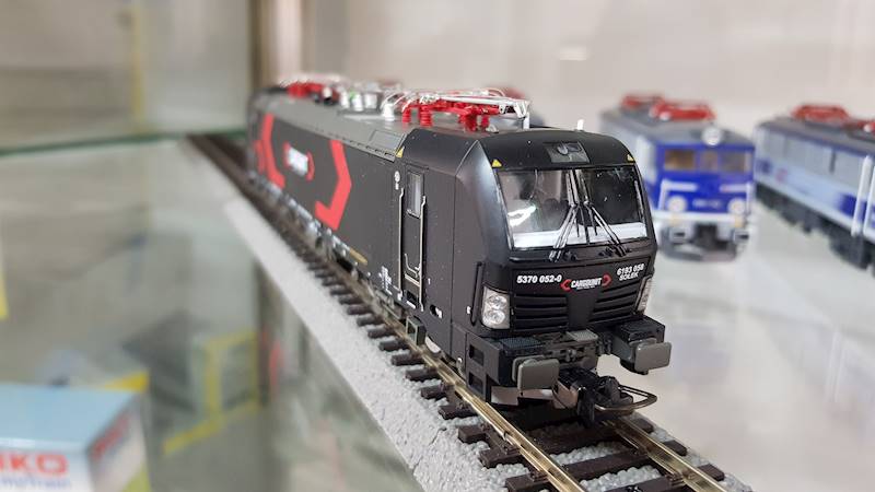 Elektrowóz Vectron EU46 CargoUnit VI H0 PIKO 21634