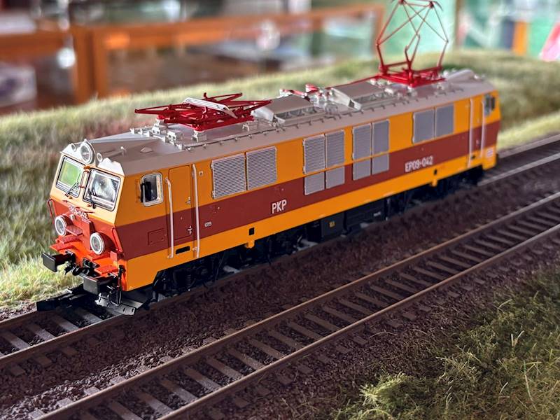 EP09-042 PKP CARGO H0 Schlesienmodelle 109020