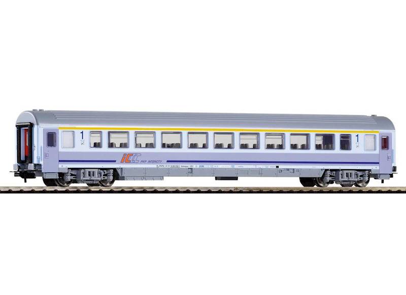 Wagon osobowy 1 klasa IC  PKP H0 PIKO 58663- 3