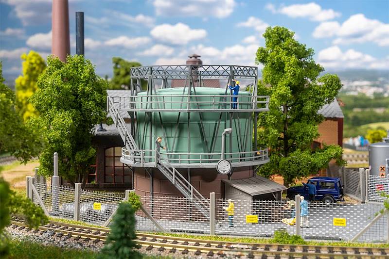 131335 Miejska gazownia Faller H0