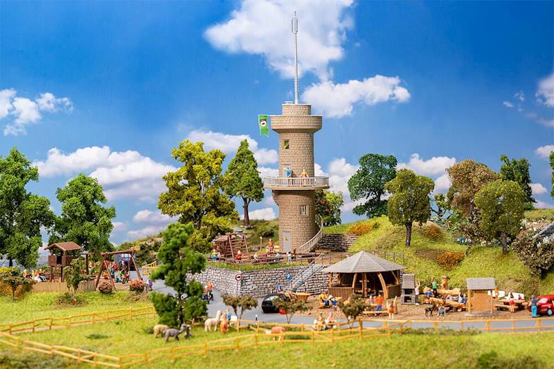 190036 Zestaw Plac zabaw z przygodami Faller H0