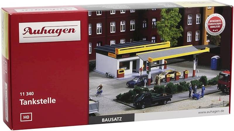 Auhagen 11340 – Stacja benzynowa  Skala H0 