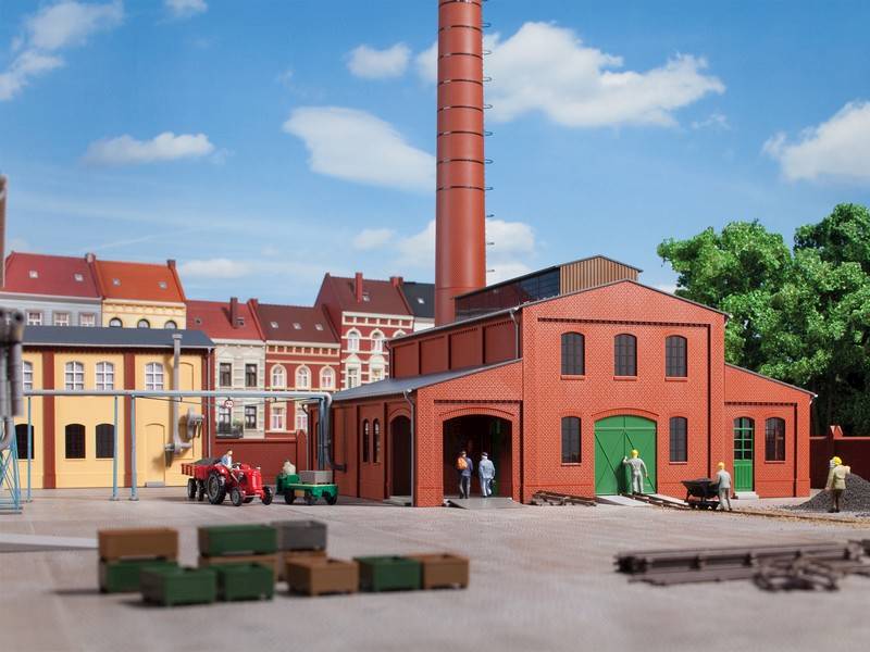 Auhagen 11431 – Kotłownia z kominem Skala H0 