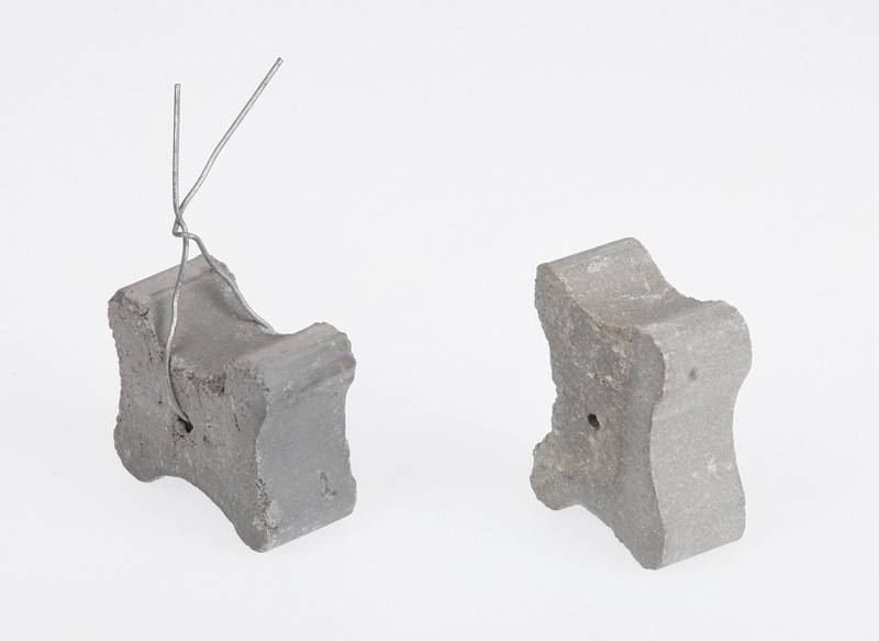Dystans betonowy bez drutu KOŚĆ 20/25/30 (kpl.500)