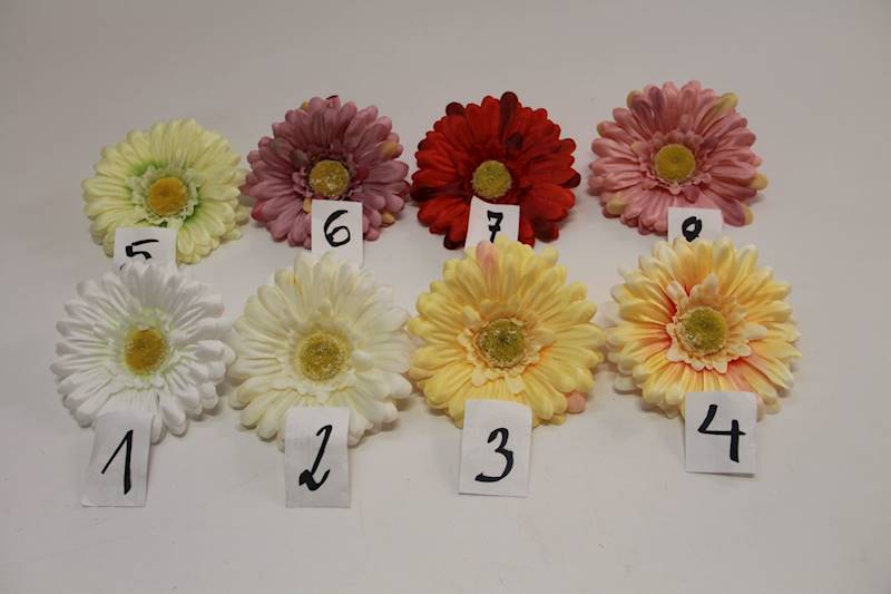 GERBERA SATYNOWA 24 SZT.