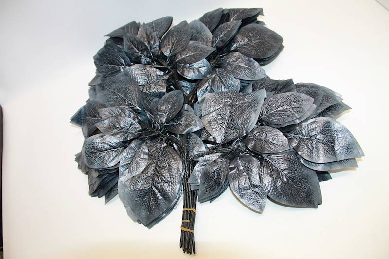 LIŚĆ BLACK X 4