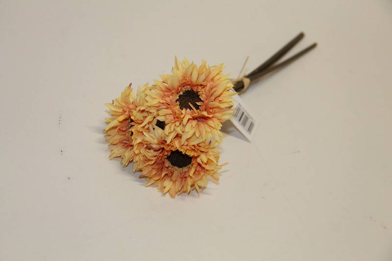 GERBERA X 3 • ': YELLOW.
