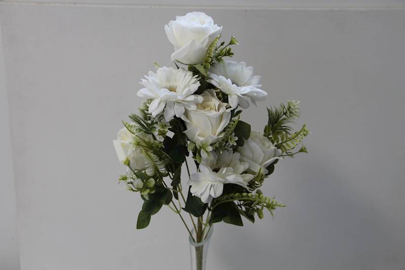 BUKIET RÓŻA GERBERA X 9 • ,;: WHITE