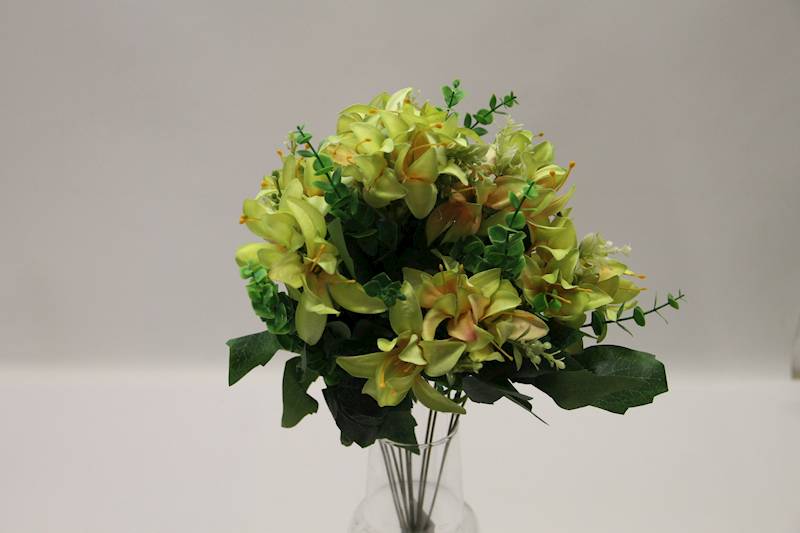 BUKIET LILIA X 10 • ,;: YELLOW/GREEN