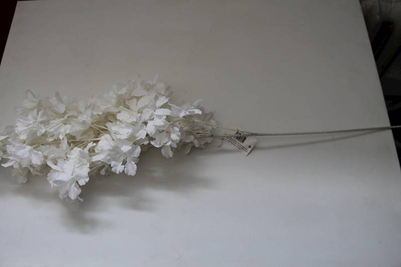 KWIAT SZTUCZNY • ,;: WHITE