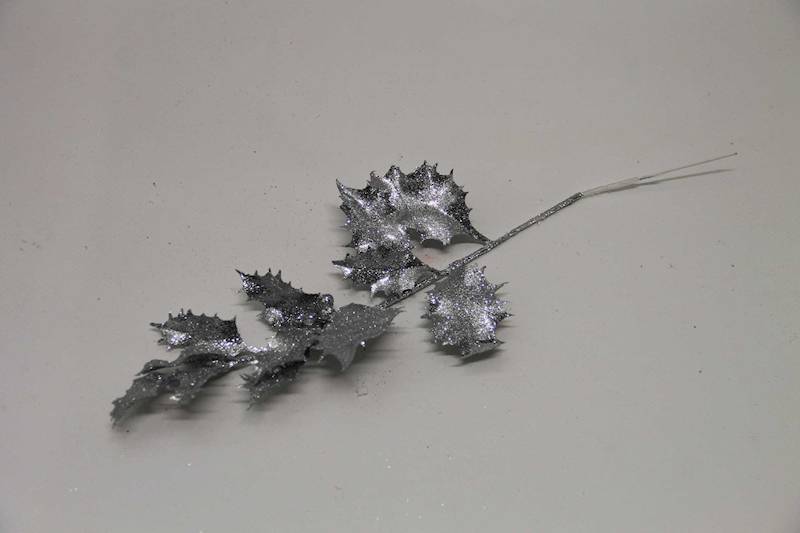 OSTROKRZEW GAŁĄZKA BROKAT SILVER