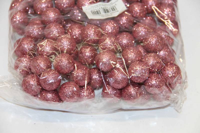 BOMBKI STYROPIANOWE BROKACONA 2,5 CM  1 WIĄZKA = 12 SZT. • ': 23-PINK