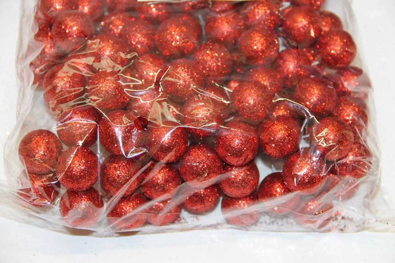 BOMBKI STYROPIANOWE BROKACONA 2,5 CM  1 WIĄZKA = 12 SZT. • ': 03-RED