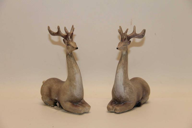 RENIFER SZARY LEŻĄCY 10X4X11