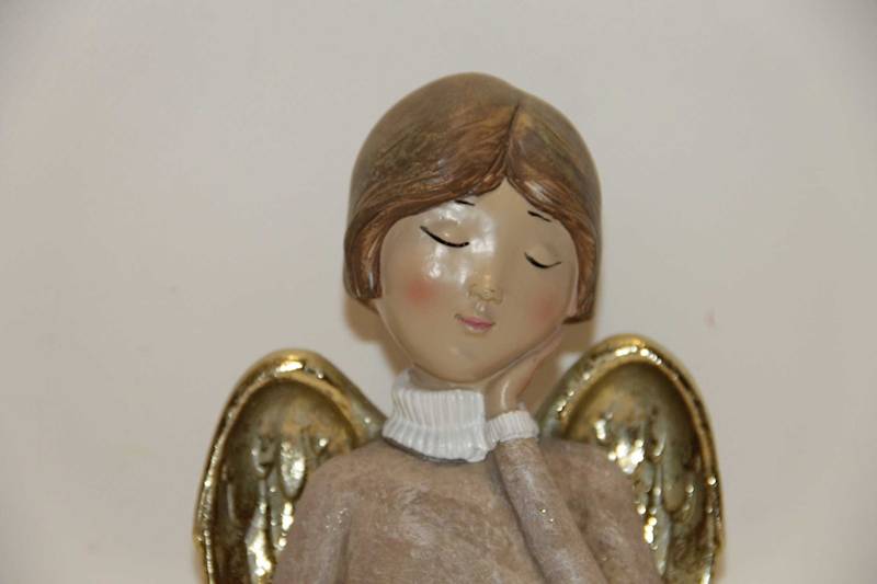 ANIOŁEK  POPIERSIE SZARE UBRANKO ZŁOTE SKRZYDEŁKA 12X7X15