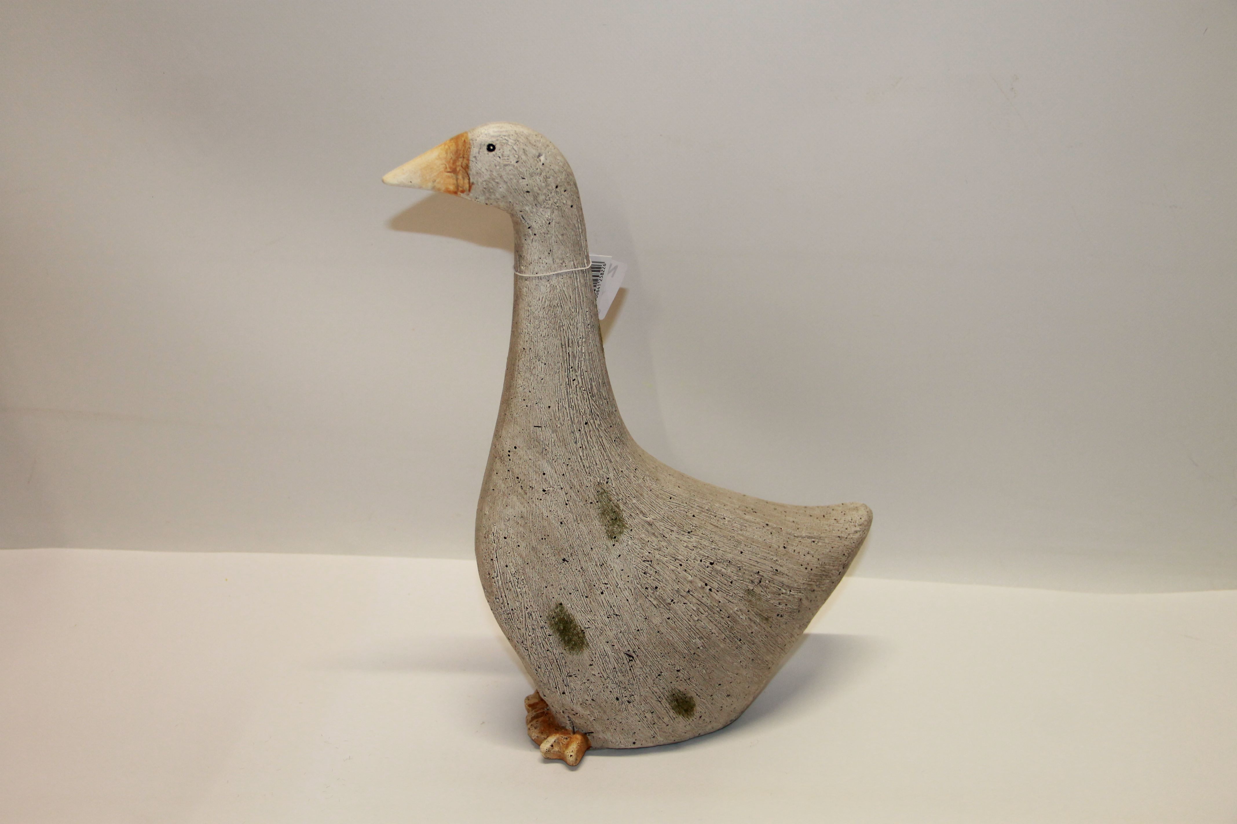 GĘŚ W ZIELONE ŁATKI