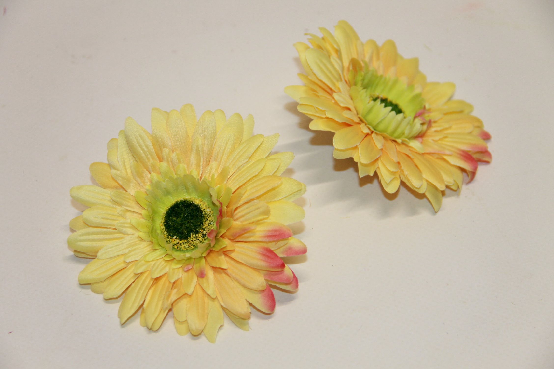 GERBERA WYROBOWA • ,;: #2017 YELLOW