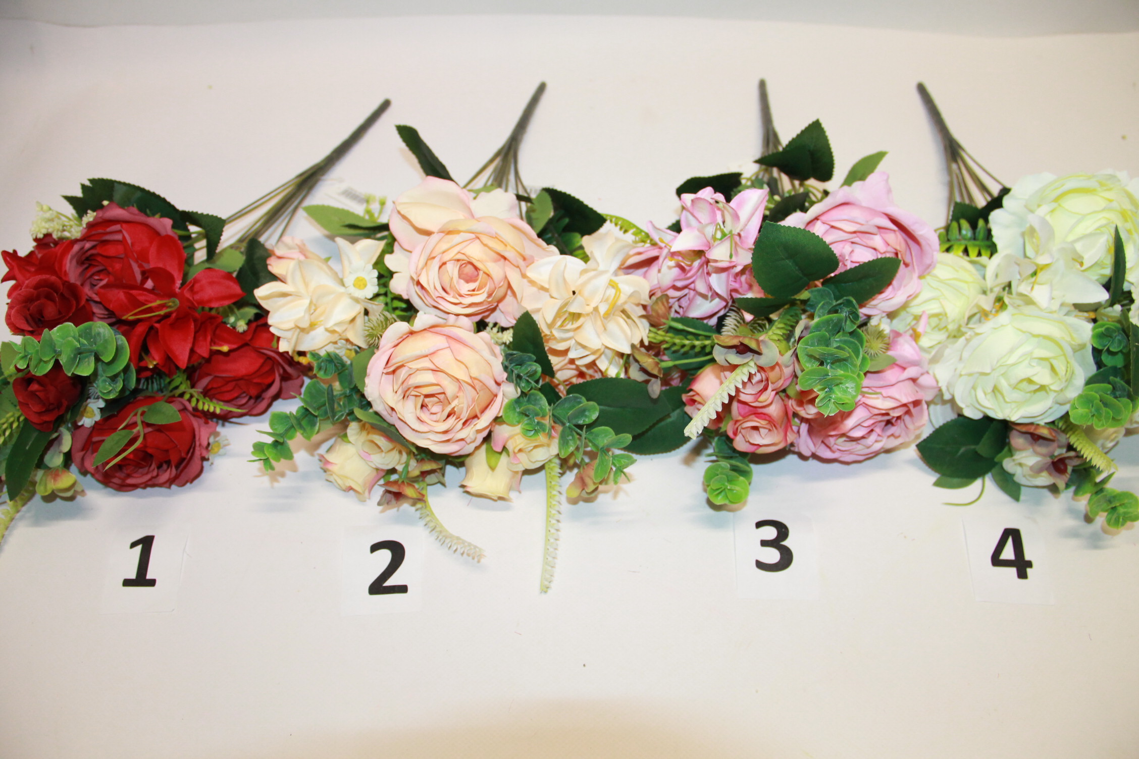 BUKIET RÓŻA EUSTOMA X11