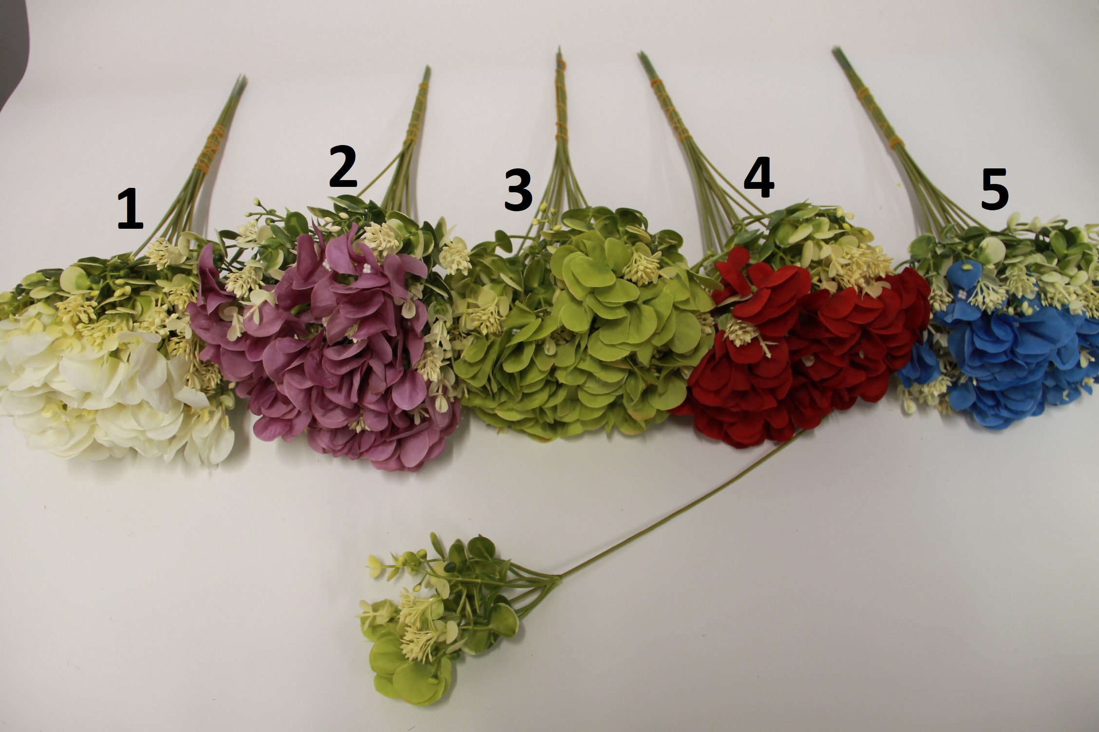 DODATEK Z HORTENSJĄ KOLOR MIX