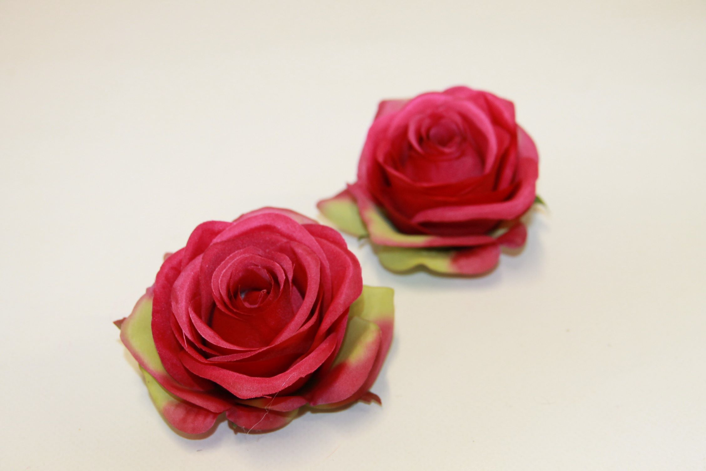 RÓŻA WYR. 385 • ,;: FUCHSIA.