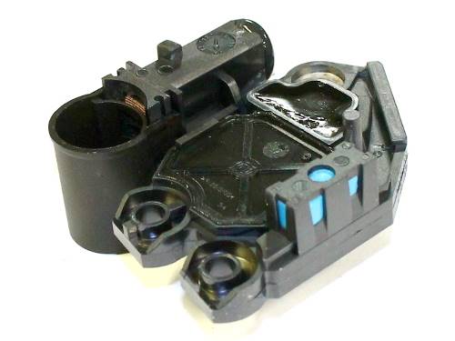 P-331-884 Regulator napięcia