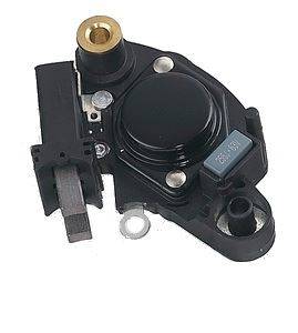 P-136-546 Regulator napięcia