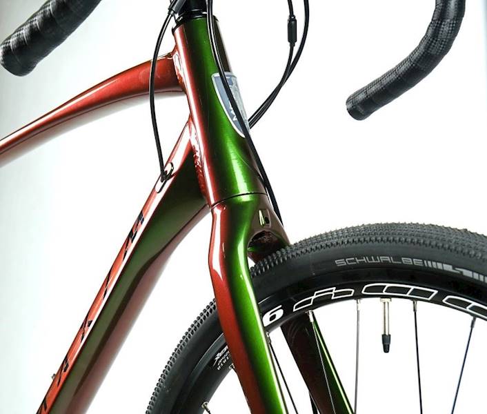 MAXIM 28" GRAVEL 21''(52cm) zielony kameleon