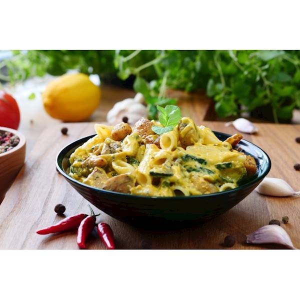 Kurczak curry z makaronem 350 g Szubryt