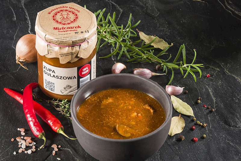 Zupa gulaszowa 490 g słoik Mielczarek