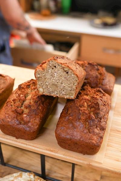 CHLEBEK BANANOWY Z PEKANAMI I KOKOSEM MAŁY (300G)