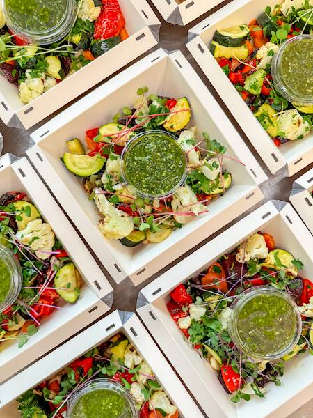 SAŁATKA OGRODNIKA NA PÓŁMISKU