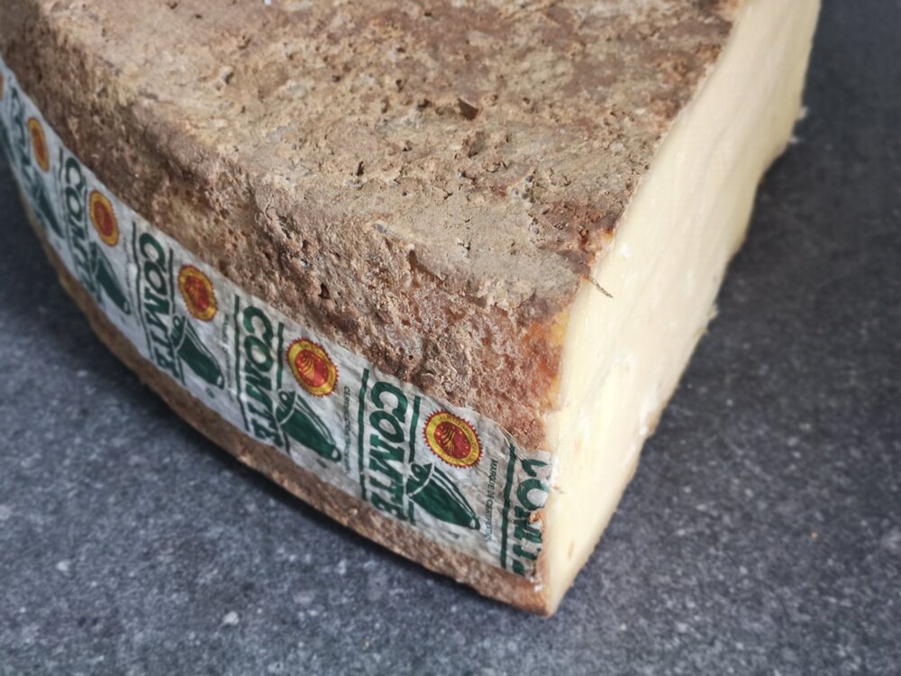 SER FRANCUSKI COMTE AOP 30 MIES (KG) FLOMARO