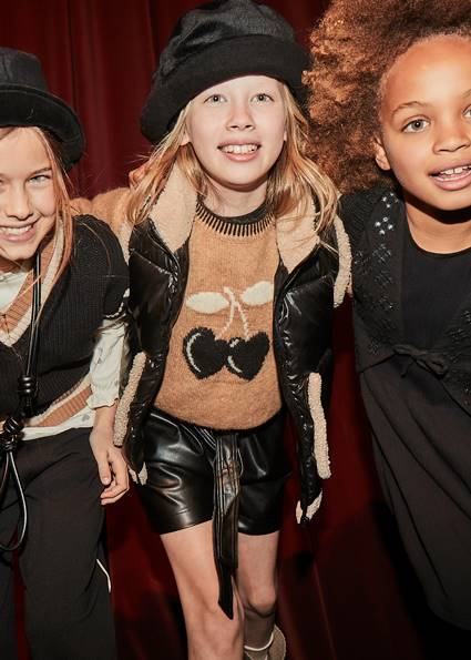 Bermudy z imitacji skóry 7218-36 152