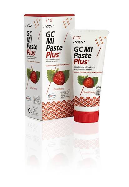 GC - MI Paste Plus 40g (35ml) truskawka