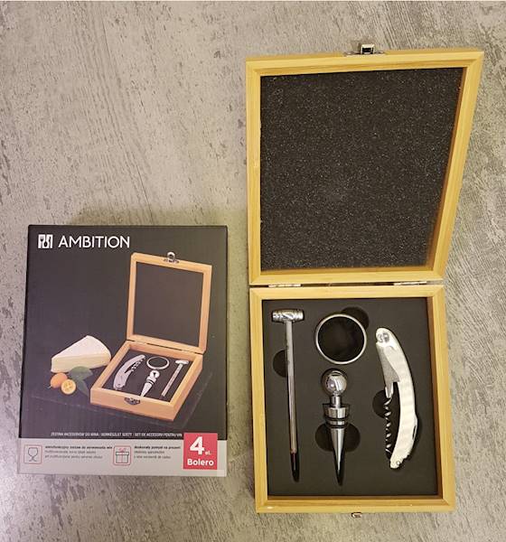 Zestaw akcesoriów do wina BOLERO w bambusowym etui 4cz. AMBITION 42064