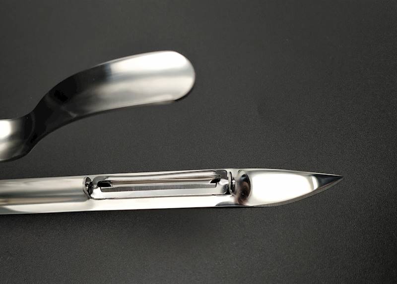 Obieraczka uniwersalna ze stali nierdzewnej Starke Pro 17,5 cm