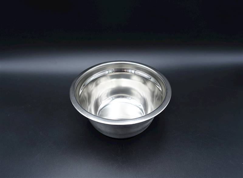 Miska nierdzewna Tadar German 18 cm