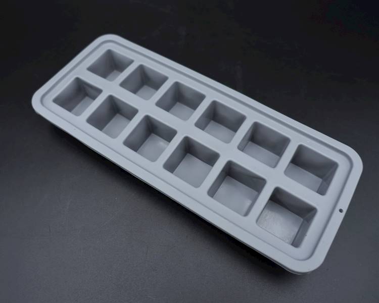 Foremka silikonowa do lodu NOVEL 26,5x11x3 cm