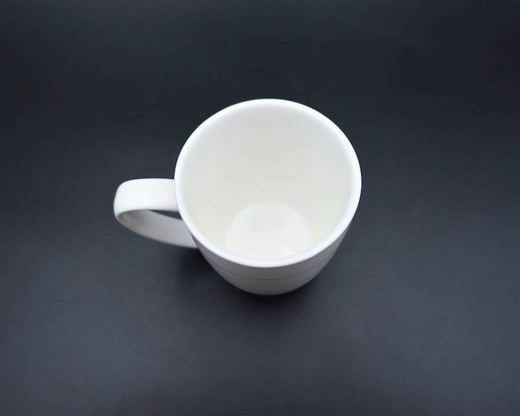 Kubek porcelanowy FLORINA CORTINA BIAŁY 330 ml