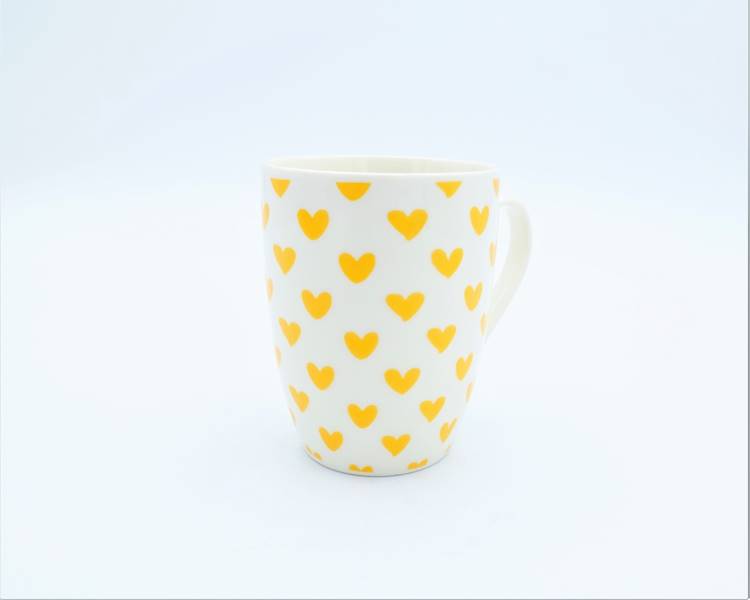 Kubek porcelanowy BONNY 320ml Serduszka