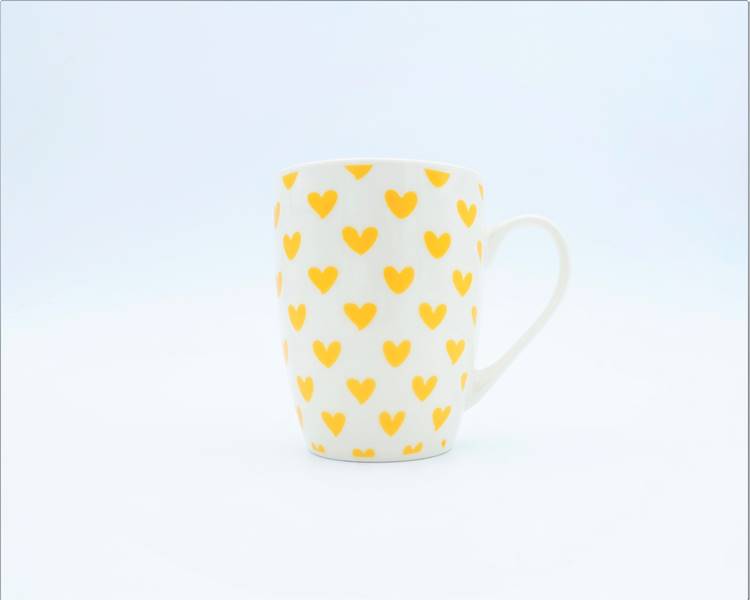 Kubek porcelanowy BONNY 320ml Serduszka