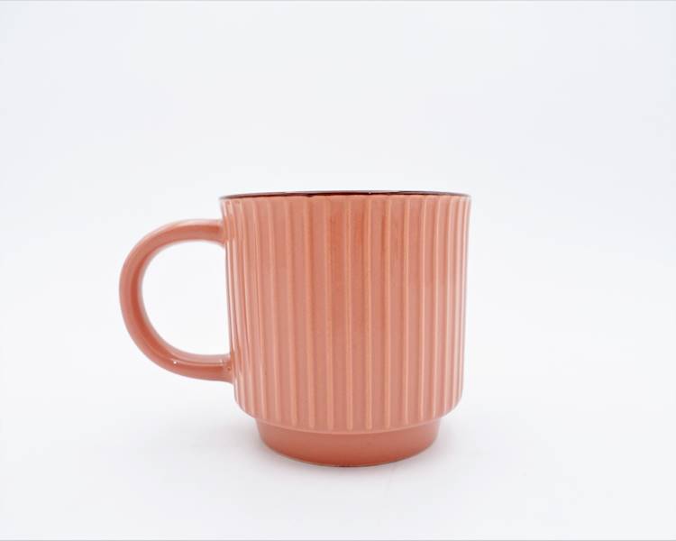 Kubek ceramiczny Florina Janes 350 ml różowy